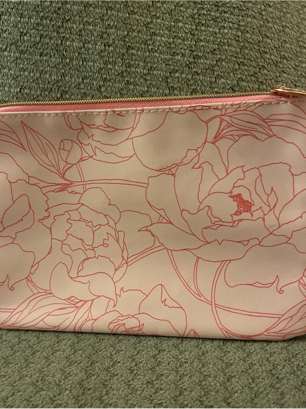 IPSY Small Bag Collection - Picture 3 of 4
